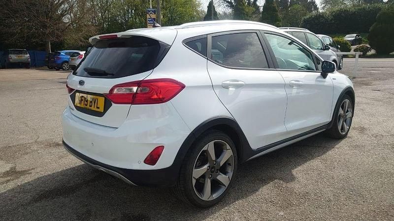 Used Ford Fiesta Active X 125 HP (91 kW) 2019 White Hatchback