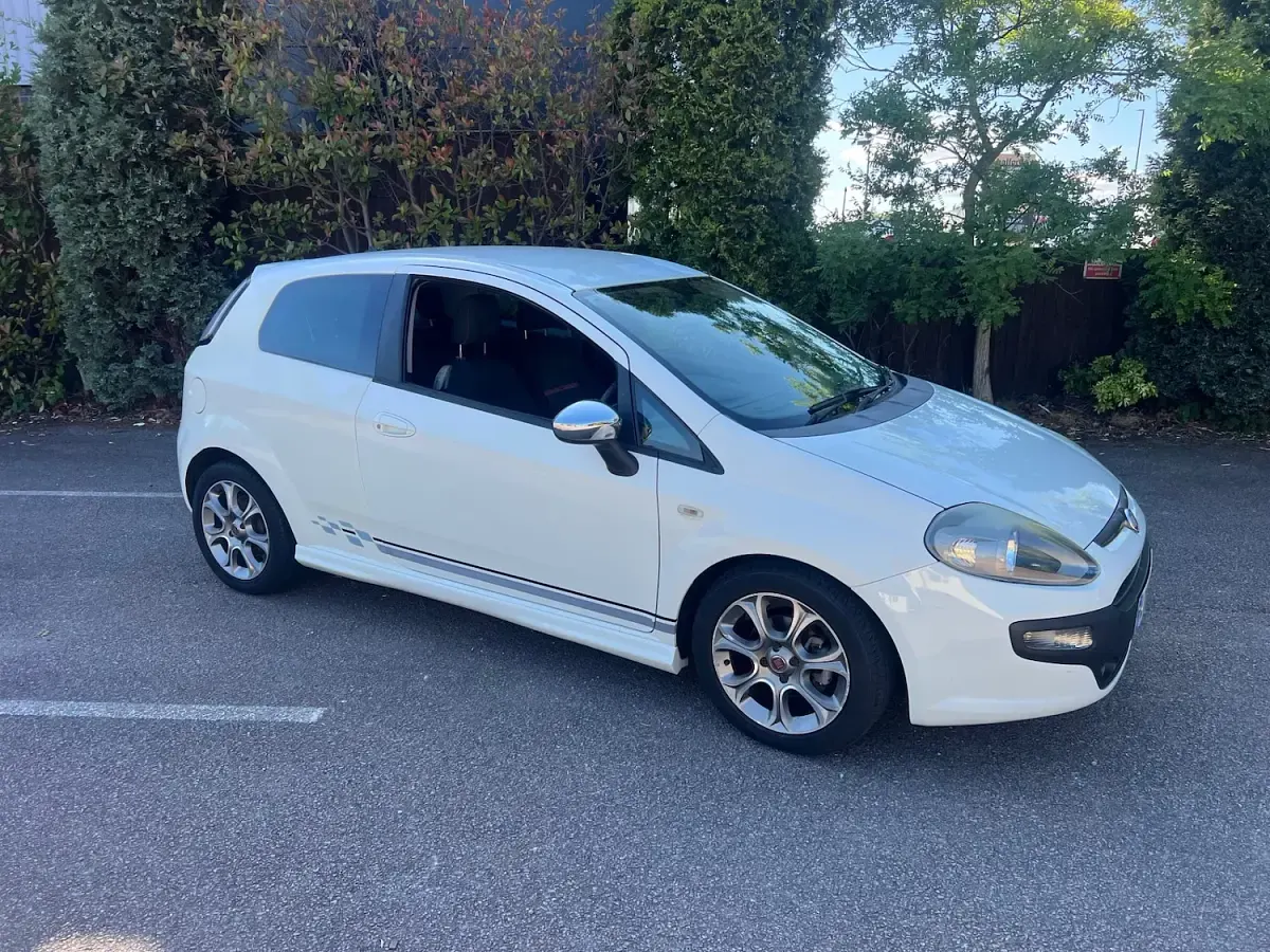 Used Fiat Punto Evo 2009 White Hatchback