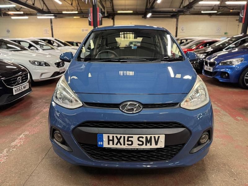 Used Hyundai i10 SE 87 HP (63 kW) 2015 Blue Hatchback