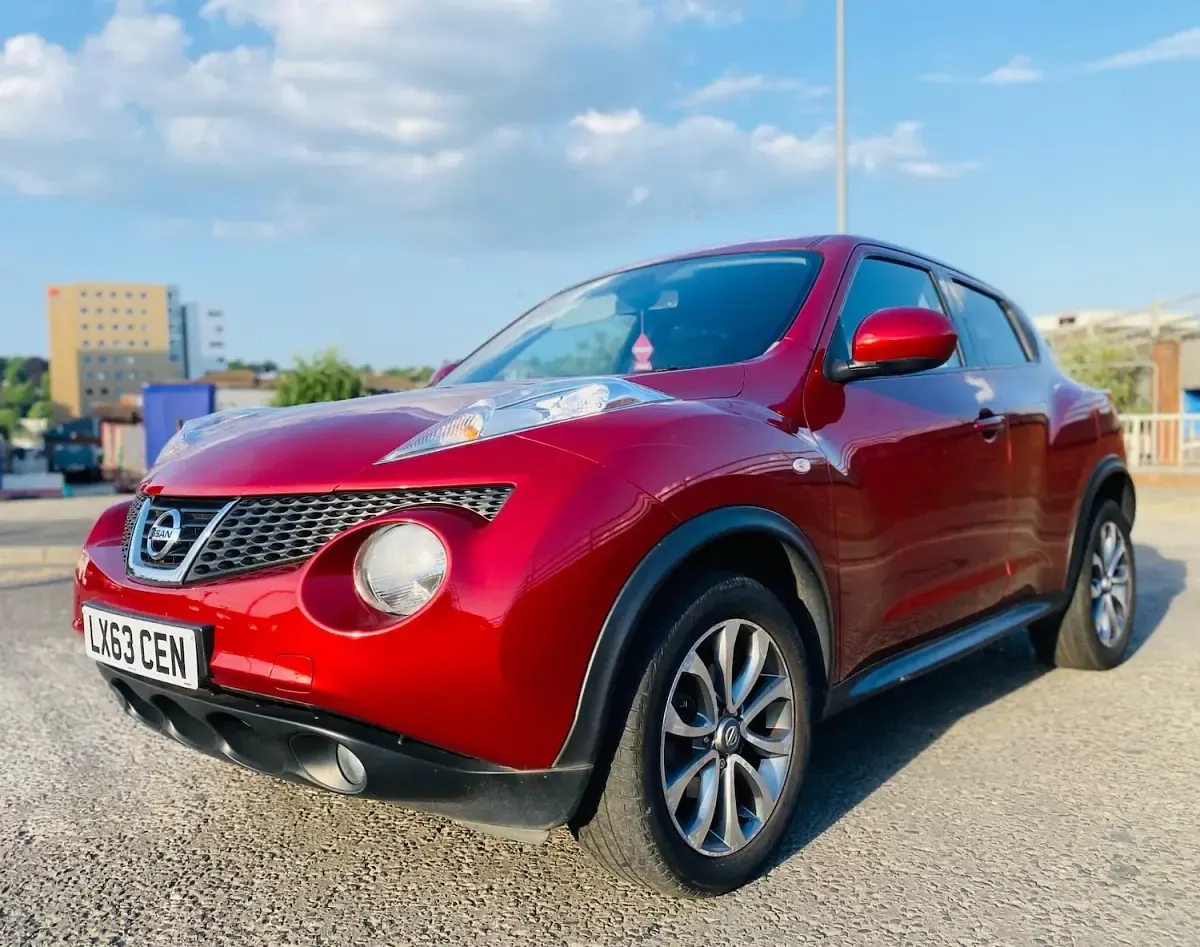 Used Nissan Juke Tekna 117 HP (86 kW) 2013 Red SUV