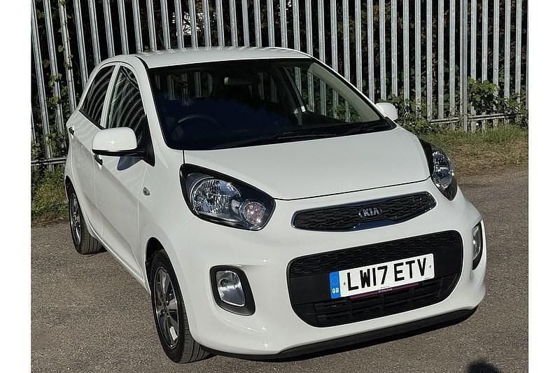 Used Kia Picanto 84 HP (61 kW) 2017 White Hatchback