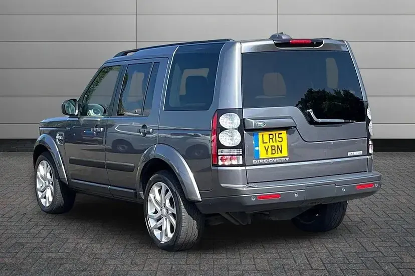 Used Land Rover Discovery 4 HSE Luxury 255 HP (187 kW) 2015 Corris grey SUV