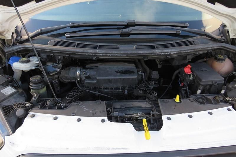 Used Ford Transit Custom 105 HP (77 kW) 2018 White Van