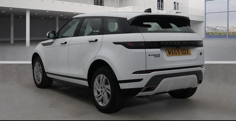 Used Land Rover Range Rover evoque R-Dynamic 2019 White SUV