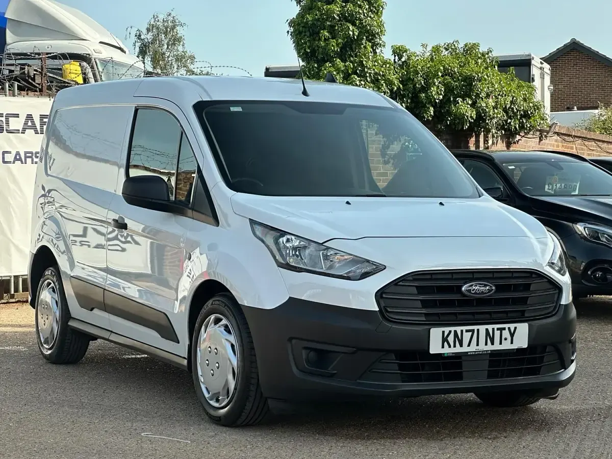Used Ford Transit Connect 75 HP (55 kW) 2021 White MPV
