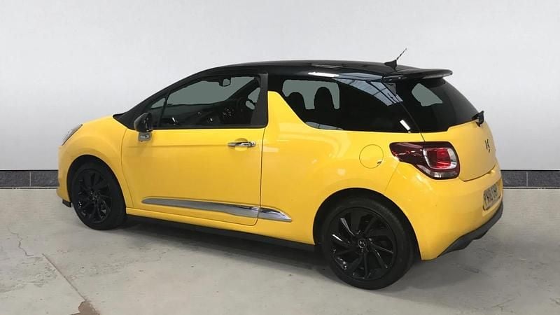 Used DS Automobiles DS3 Prestige 130 HP (95 kW) 2018 Yellow Hatchback