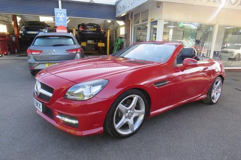 Used Mercedes SLK250 AMG 2014 Red Cabriolet