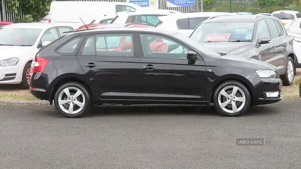 Used Skoda Rapid Elegance 90 HP (66 kW) 2014 Black Hatchback