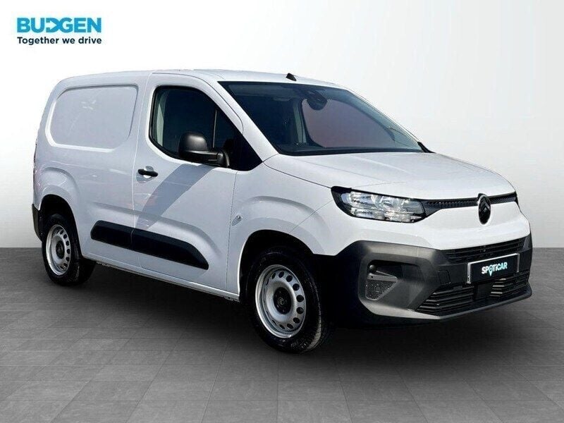 White New 2024 Citroën Berlingo MPV | £15,450 (Super price) - Image 1/4