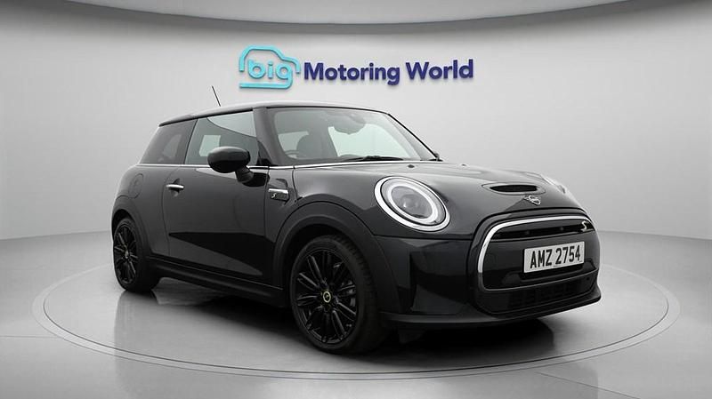 Used Mini Cooper SE Hatch 135 kW (184 HP) 2023 Hatchback