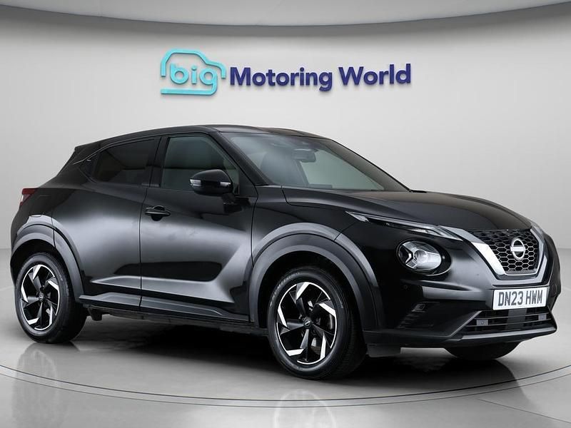 Black Used 2023 Nissan Juke N-Connecta SUV | £11,800 (Fair price) - Image 1/4