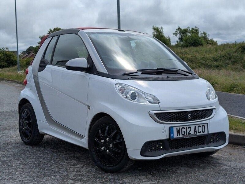 White Used 2012 Smart ForTwo Cabrio Passion Cabriolet | £3,000 - Image 1/4