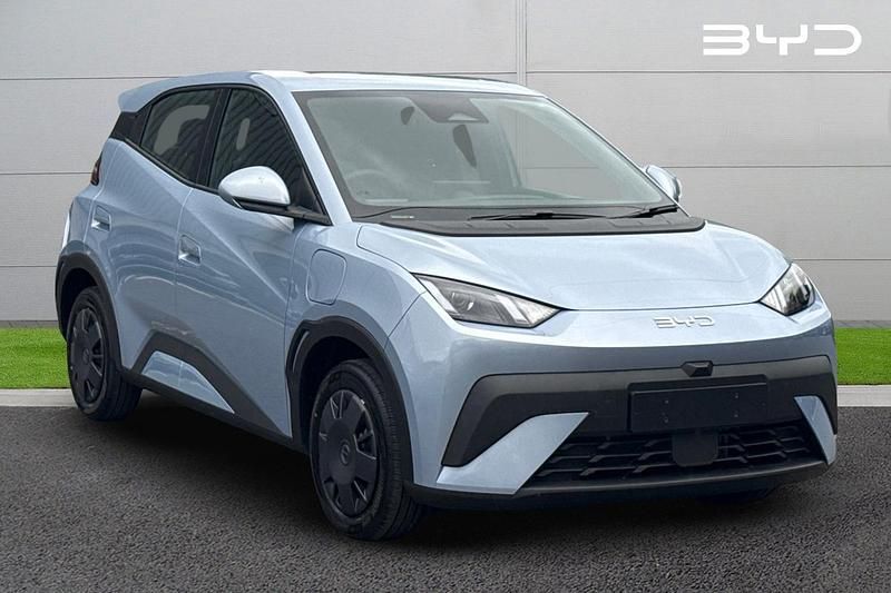 Blue New 2025 BYD Dolphin Active Hatchback | £18,313 (Fair price) - Image 1/4