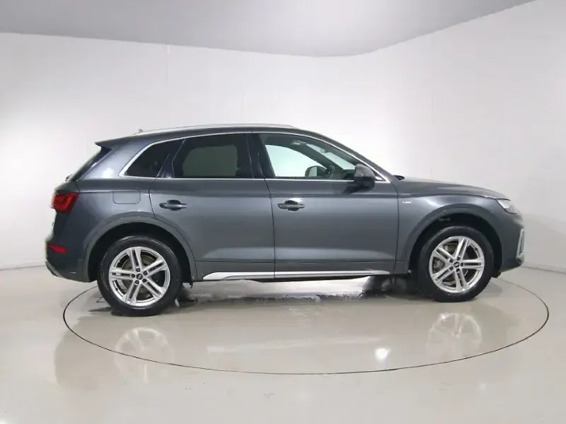 Used Audi Q5 S-Line 201 HP (147 kW) 2020 Grey SUV