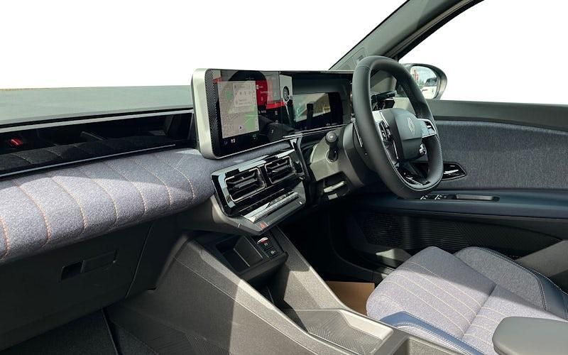 New Renault R4 Komfort 110 kW (150 HP) 2025 Estate