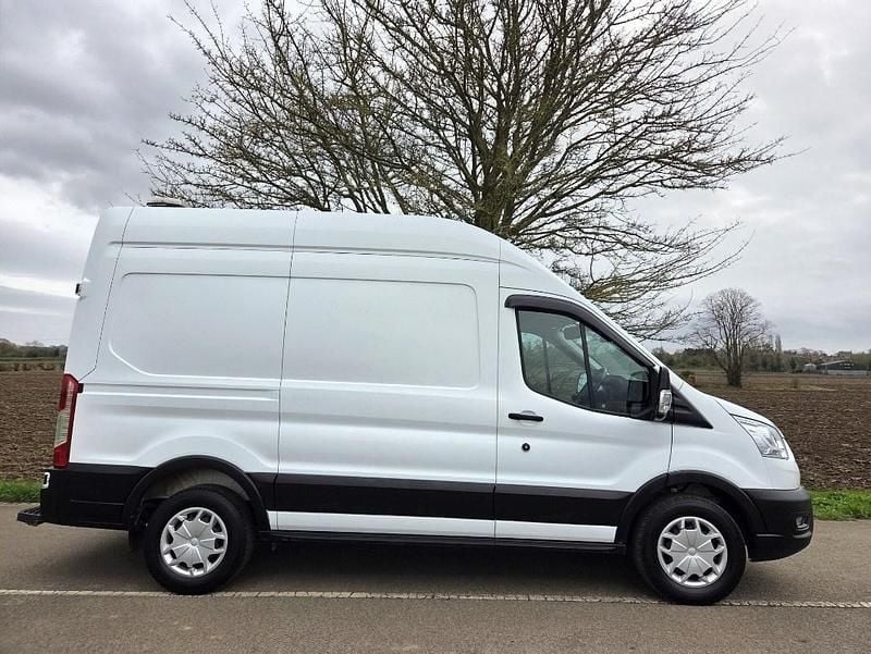 Used Ford Transit Trend 130 HP (95 kW) 2022 White Van