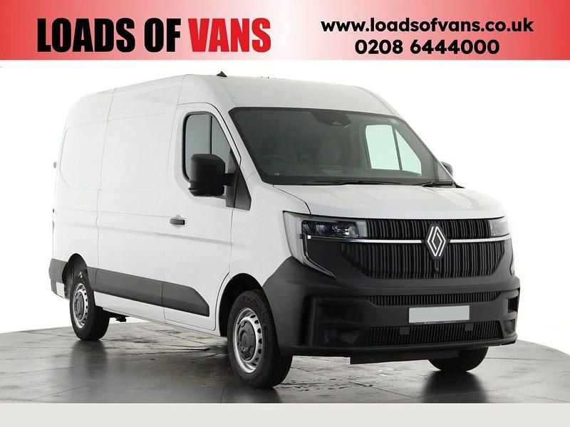 White New 2025 Renault Master Van | £23,990 (Super price) - Image 1/4