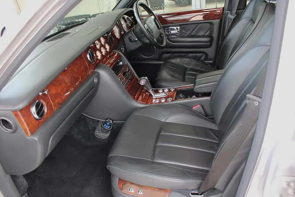 Used Bentley Arnage 2006 Silver storm Sedan