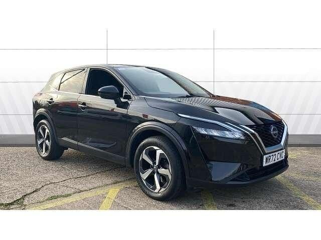 Black Used 2022 Nissan Qashqai N-Connecta SUV | £18,784 - Image 1/4