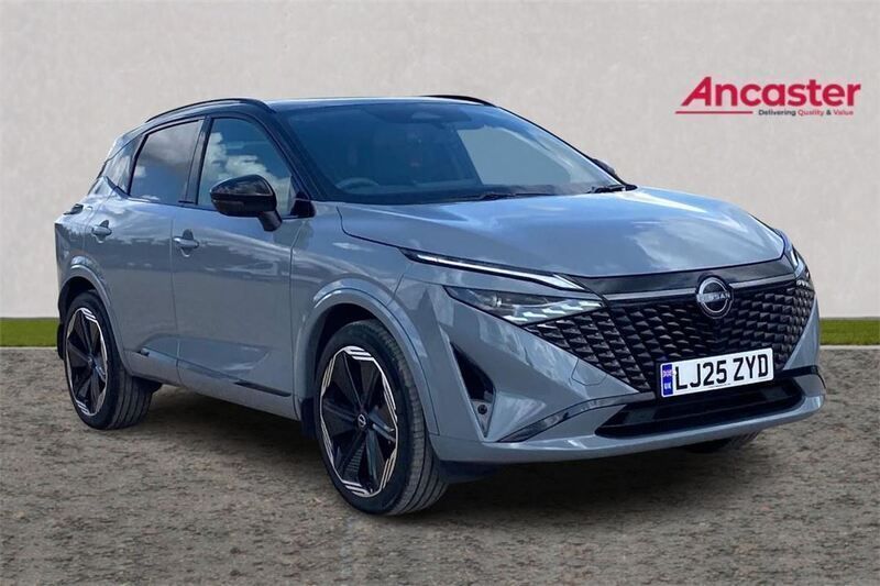 Grey Used 2025 Nissan Qashqai SUV | £25,975 (Expensive) - Image 1/4