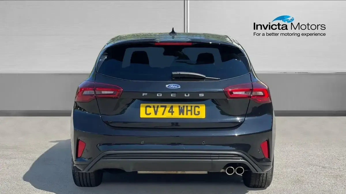 Używany Ford Focus ST-Line 125 KM (91 kW) 2024 Czarny Hatchback