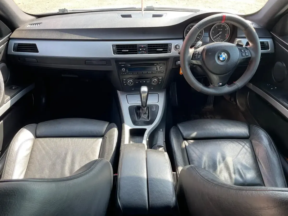 Begagnad BMW 325 M Sport 2007 Silver Sportkupé