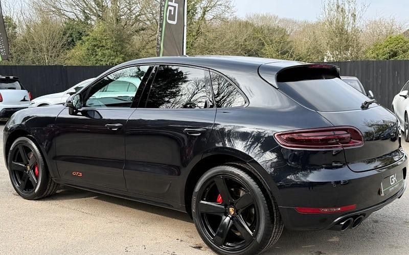 Used Porsche Macan GTS Chrono 360 HP (264 kW) 2016 Black SUV