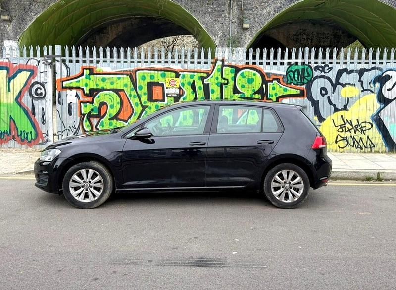 Used VW Golf VII SE 122 HP (89 kW) 2014 Black Hatchback