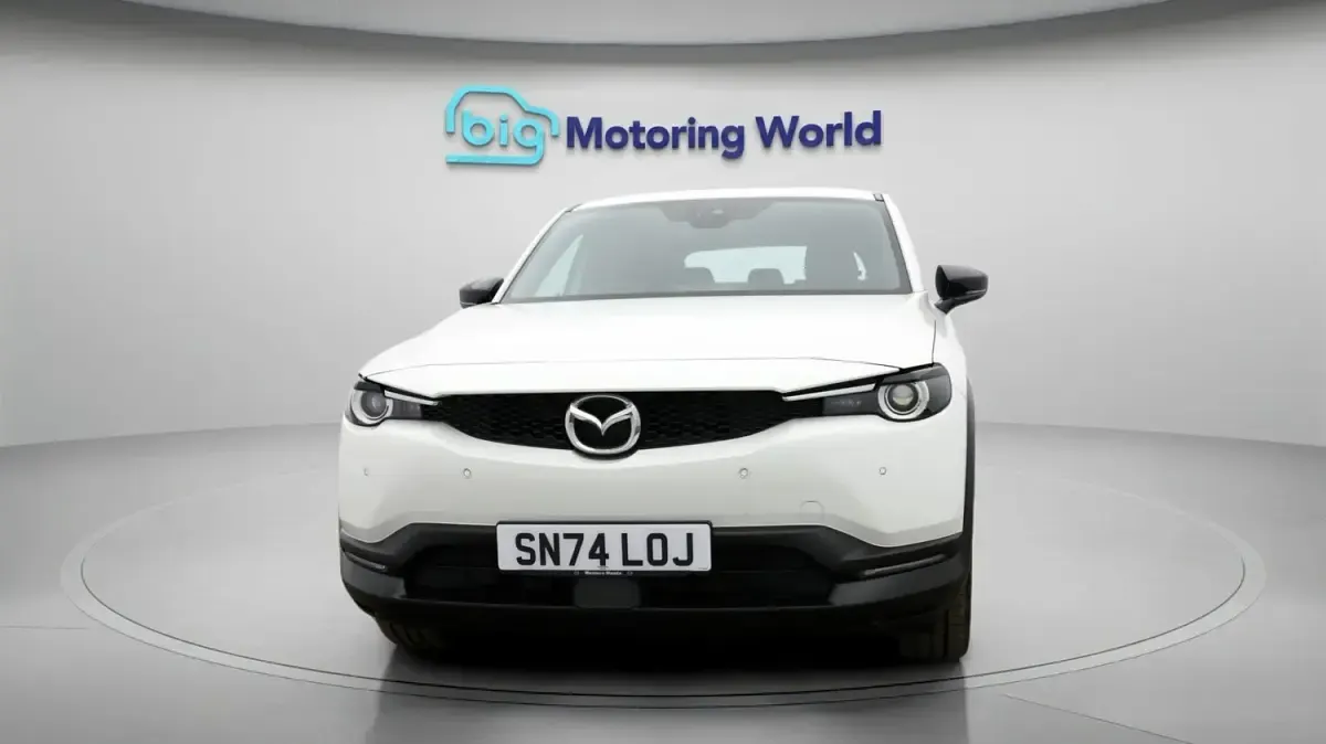 Begagnad Mazda MX30 Prime-Line 170 HK (125 kW) 2024 Vit SUV