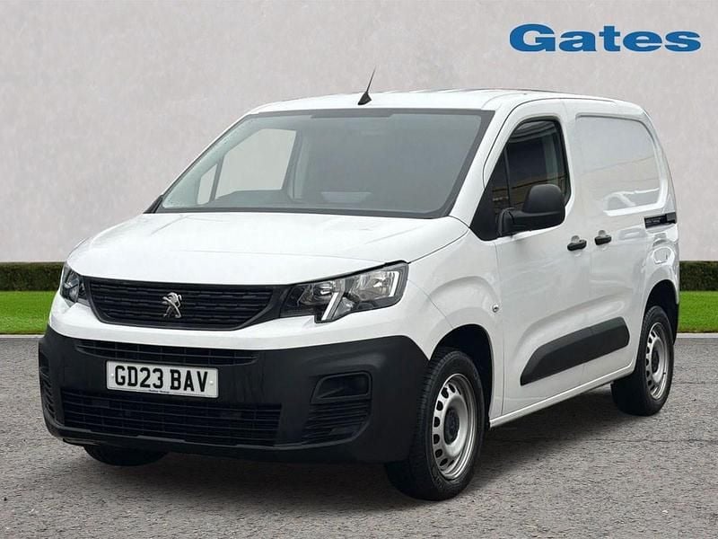 Used Peugeot Partner Premium 2023 White MPV