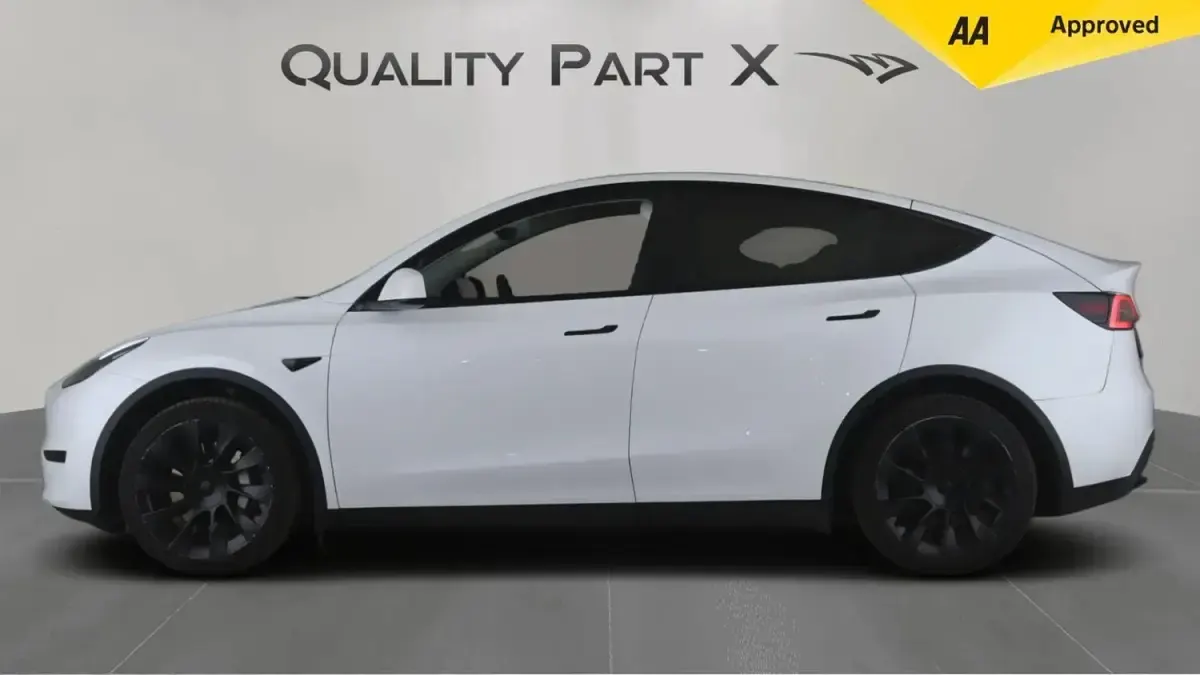 Used Tesla Model Y RWD 219 kW (299 HP) 2024 White SUV