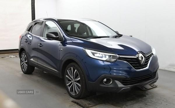 Blue Used 2016 Renault Kadjar Signature SUV | £8,199 (A bit pricey) - Image 1/4