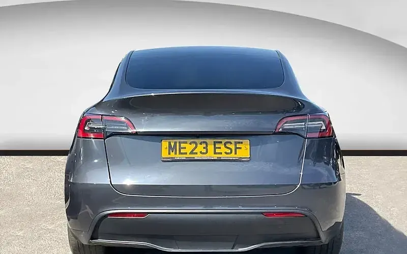 Used Tesla Model Y RWD 219 kW (299 HP) 2023 Grey SUV