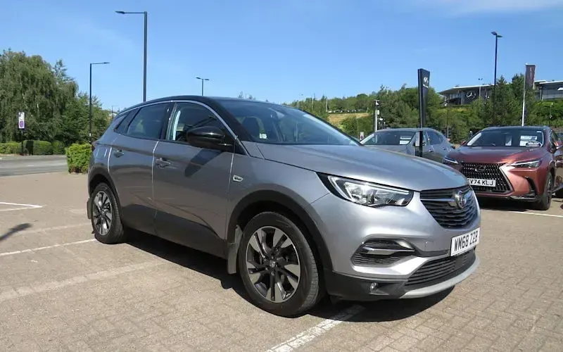 Used Vauxhall Grandland X Sport 131 HP (96 kW) 2019 SUV