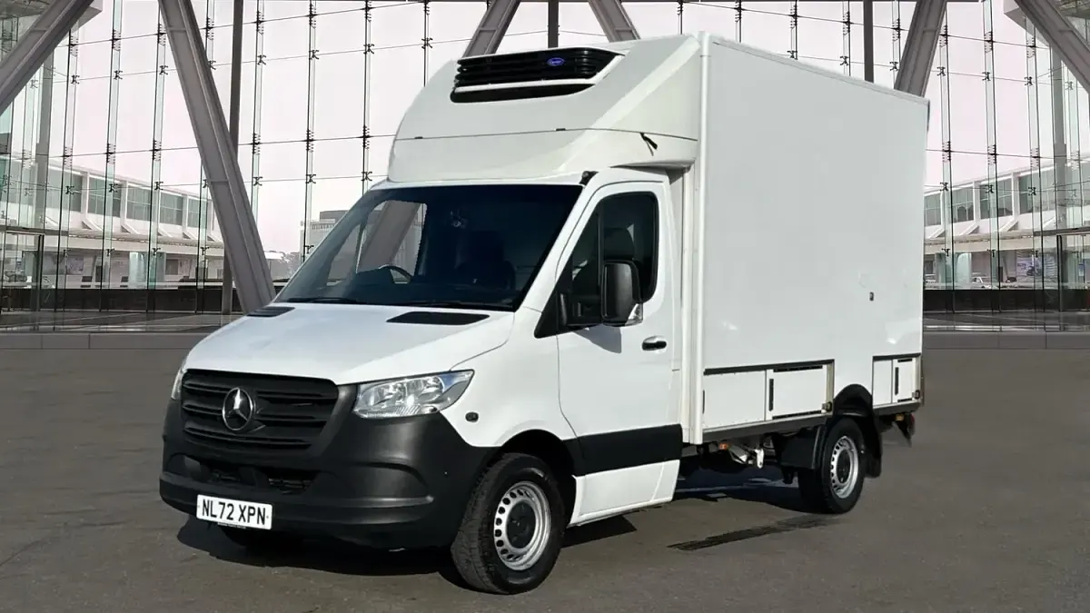 Used Mercedes Sprinter Progressive 150 HP (110 kW) 2022 White Van