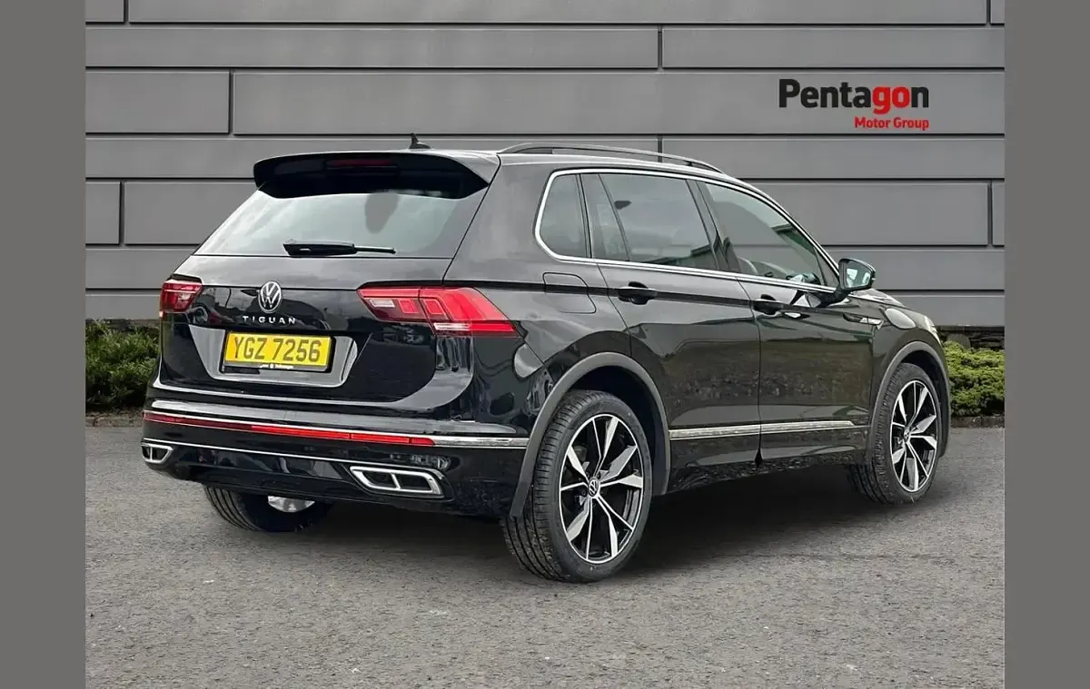Used VW Tiguan R-line 147 HP (108 kW) 2023 Black SUV