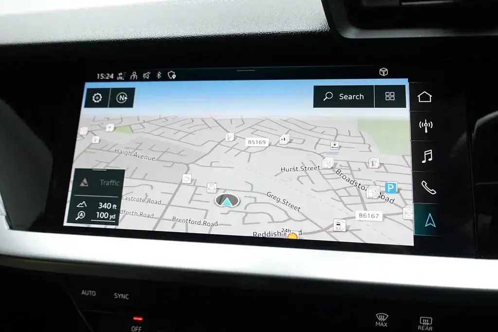 Begagnad Audi A3 Sportback e-tron S-Line 204 HK (150 kW) 2023 Blå Halvkombi