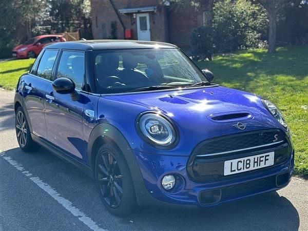 Blue Used 2018 Mini Cooper S Hatch Hatchback | £16,690 (Fair price) - Image 1/4