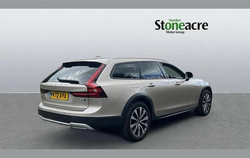 Used Volvo V90 CC Plus 232 HP (170 kW) 2022 Other Estate