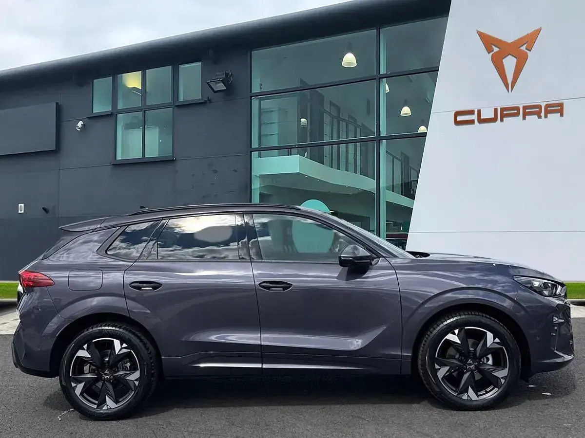 Ny Cupra Terramar 150 HK (110 kW) 2026 Lila SUV