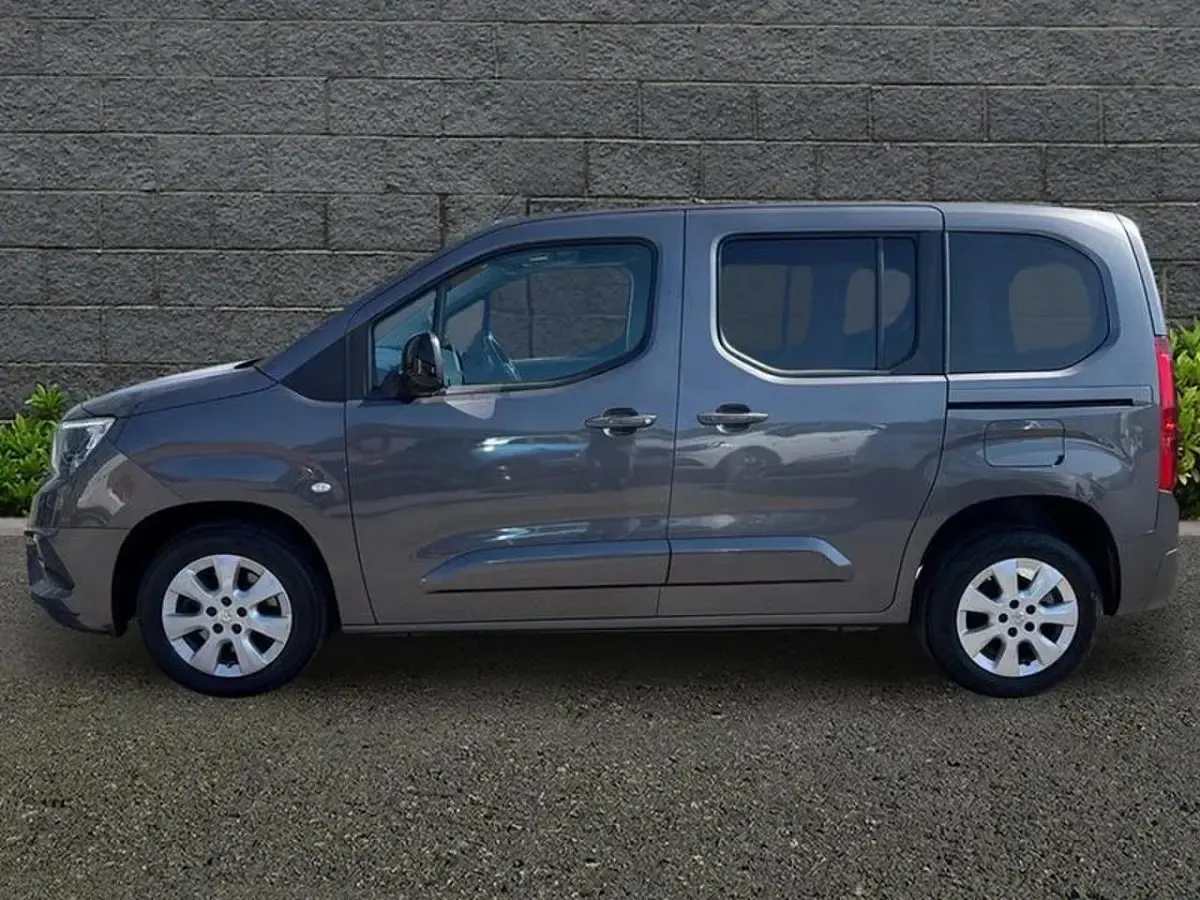 Used Vauxhall Combo S 100 HP (73 kW) 2022 Grey MPV