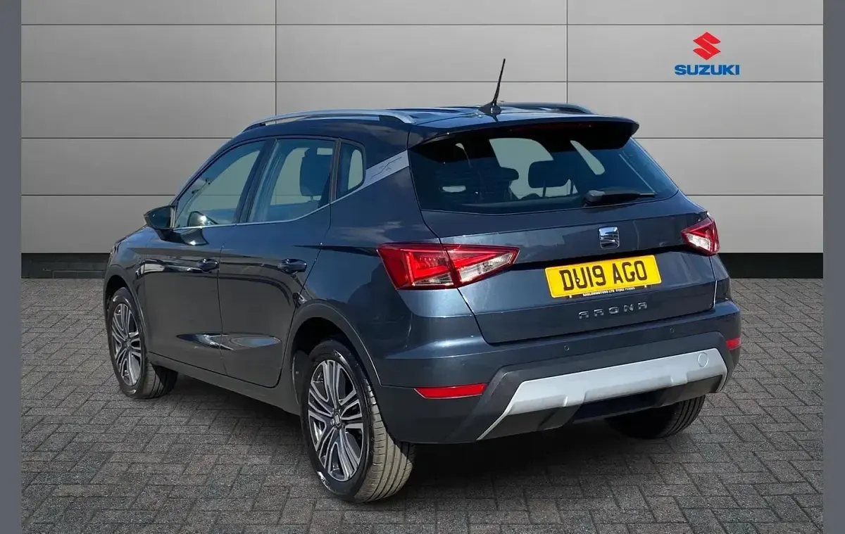Used Seat Arona XCELLENCE 113 HP (83 kW) 2019 Grey SUV