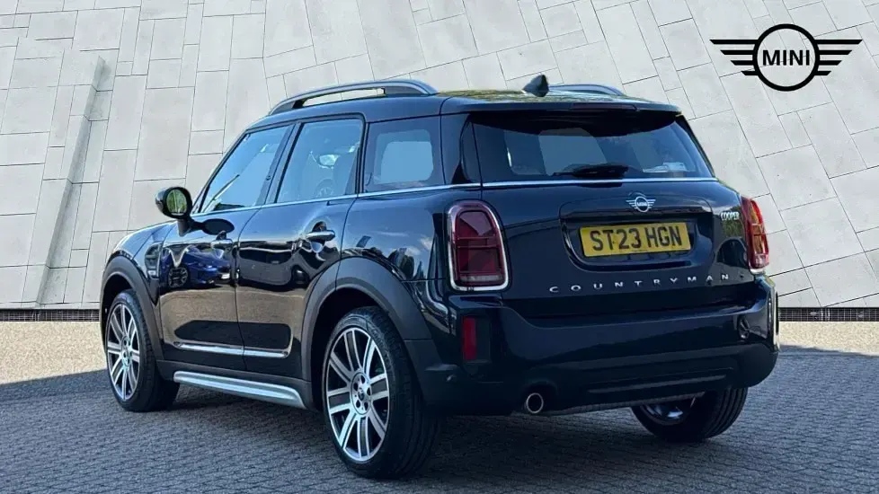 Used Mini Cooper Countryman Exclusive 134 HP (98 kW) 2023 Black SUV