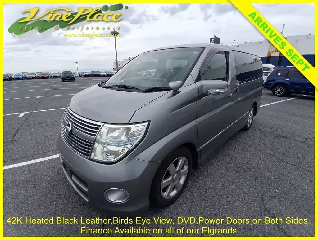Used Nissan Elgrand 2009 Grey MPV