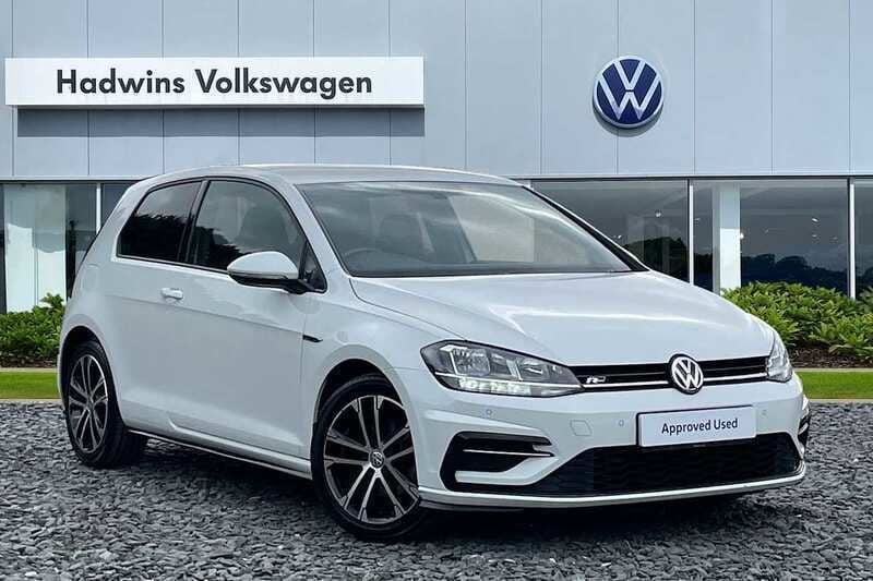 Used VW Golf VII R-line 150 HP (110 kW) 2019 White Hatchback