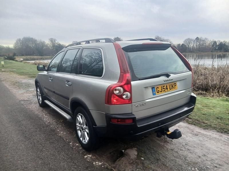 Green Used 2004 Volvo XC90 SE SUV | £1,850 (Fair price) - Image 1/4
