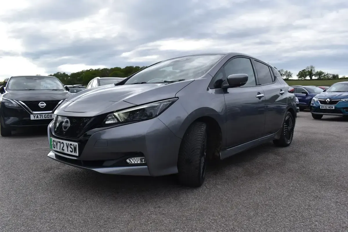 Used Nissan Leaf Tekna 110 kW (150 HP) 2022 Grey Hatchback