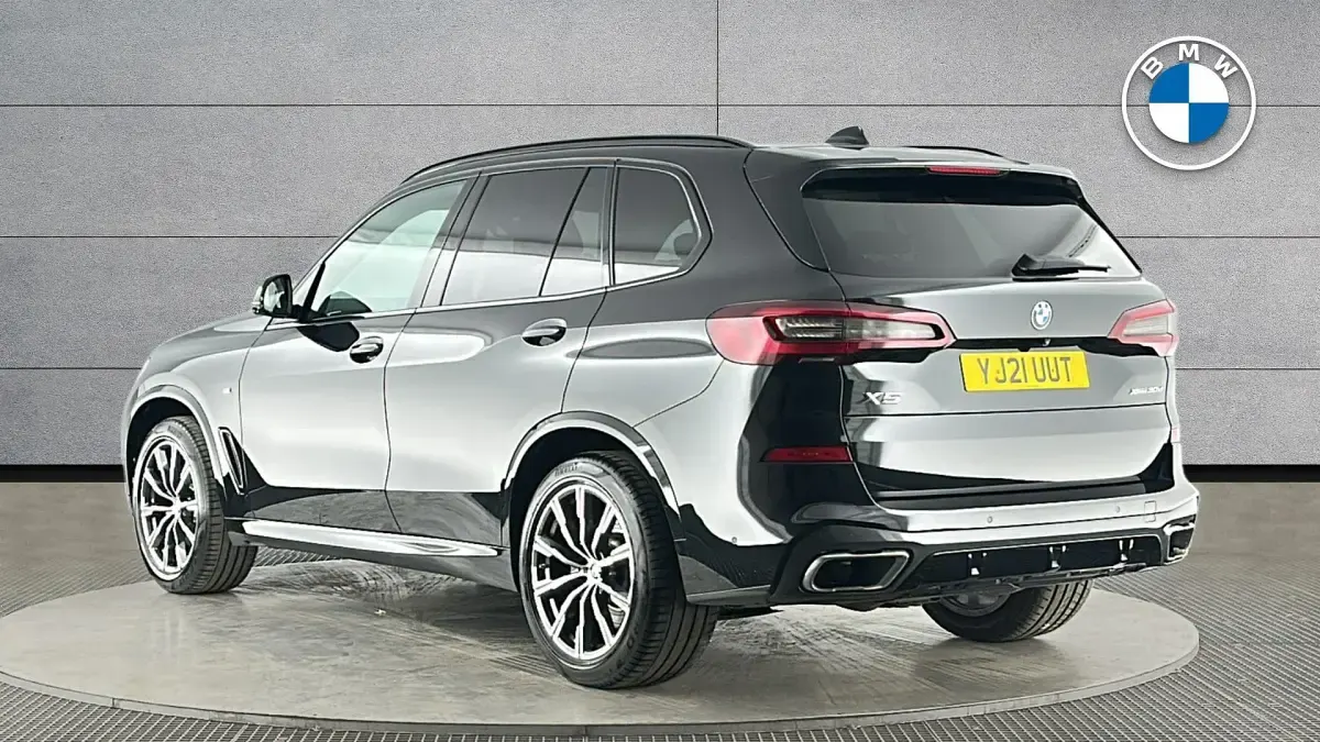 Used BMW X5 M Sport 286 HP (210 kW) 2021 Black SUV