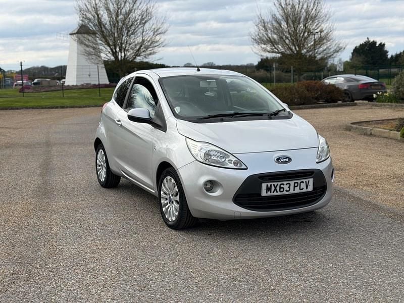 Used Ford Ka Zetec 69 HP (50 kW) 2013 Silver Hatchback