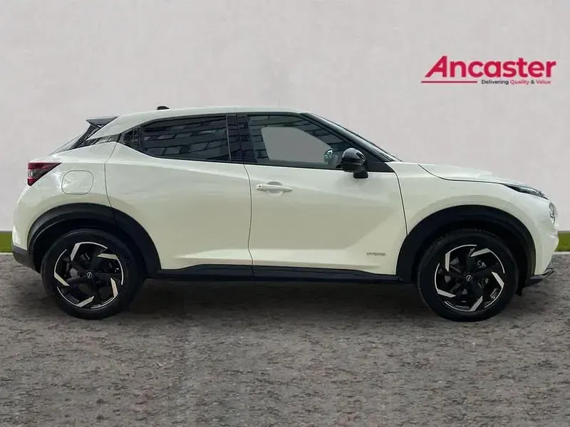 Used Nissan Juke N-Connecta 143 HP (105 kW) 2024 White SUV